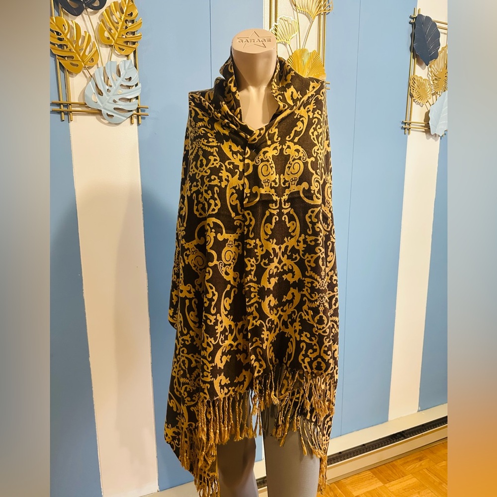 Elegant Brown and Gold Patterned Shawl